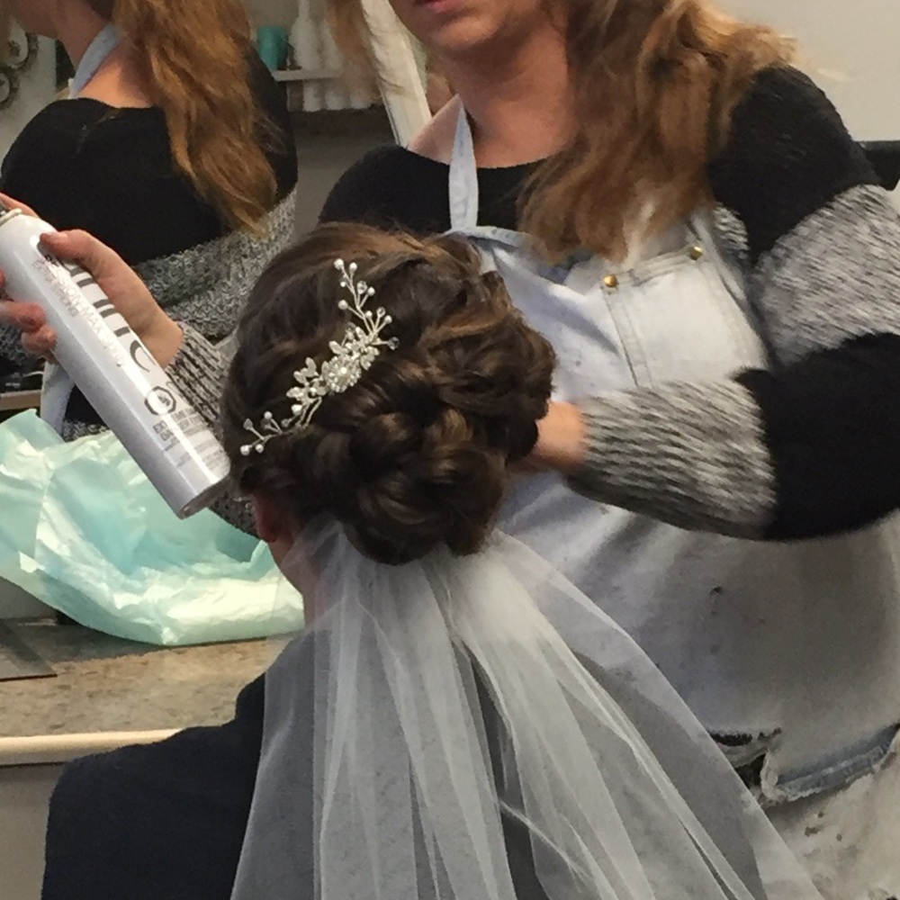 Wedding hairpiece